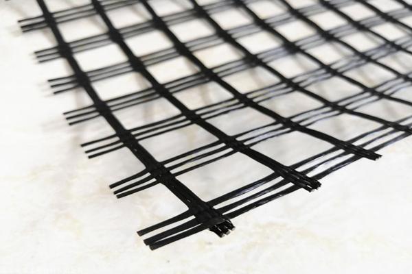 玻纖土工格柵應(yīng)用指南：全面解析用途、安裝及維護(hù)技巧  第3張