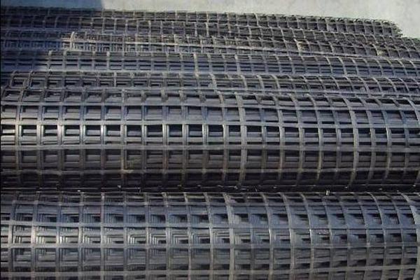 礦用塑料土工格柵的優(yōu)勢(shì)與安全特性